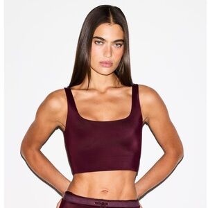 NWT NikeSKIMS Shine Scoop Neck Bra Top in Currant